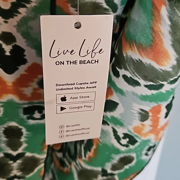 Cupshe Abstract Print Flounce Cami Romper - Picture 9 of 11